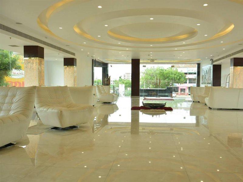 Hotel Palmyra Grand Suite - Tirunelveli Exterior foto
