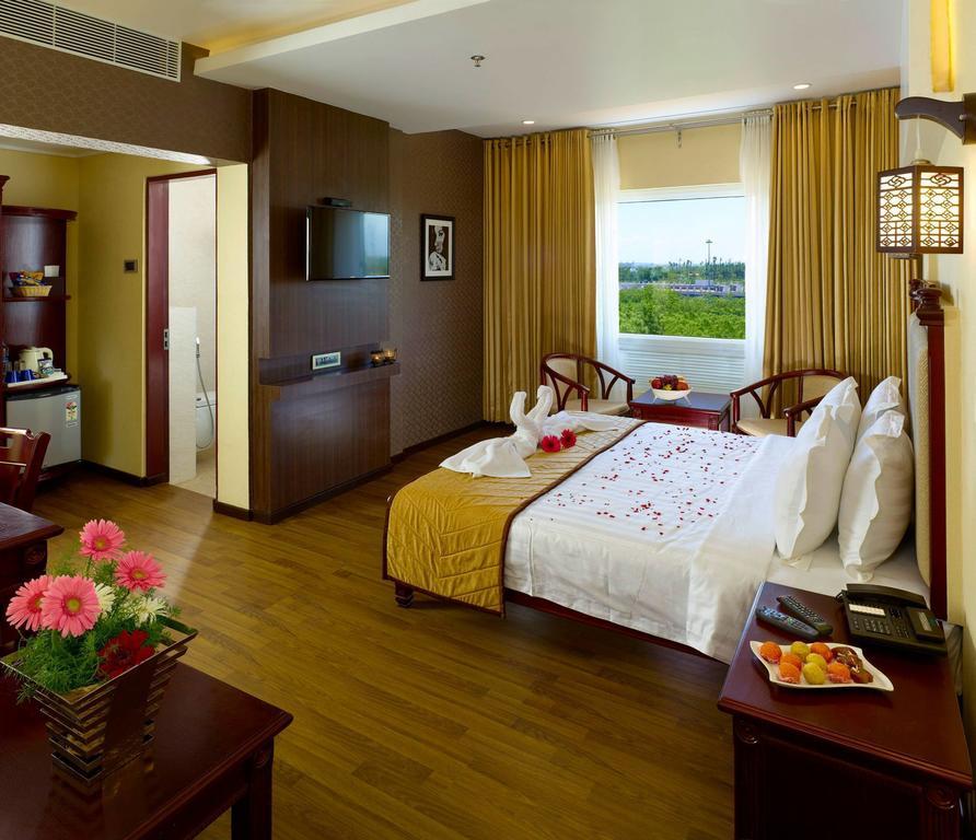 Hotel Palmyra Grand Suite - Tirunelveli Quarto foto