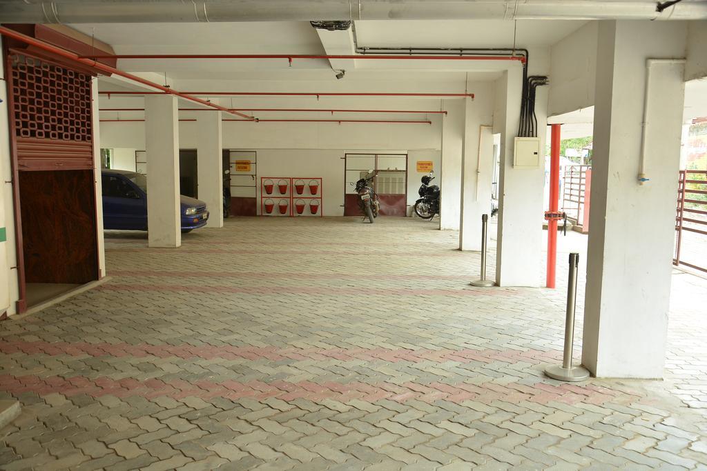Hotel Palmyra Grand Suite - Tirunelveli Exterior foto